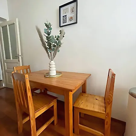 Apartma *